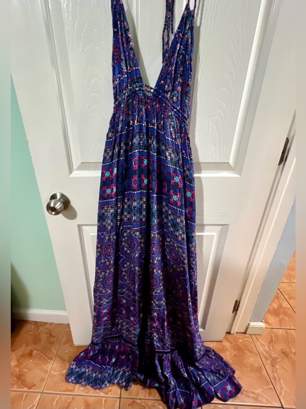 6 Shore Road Boho Maxi Dress Colorful Blue Pink n purple color Accents Open Back